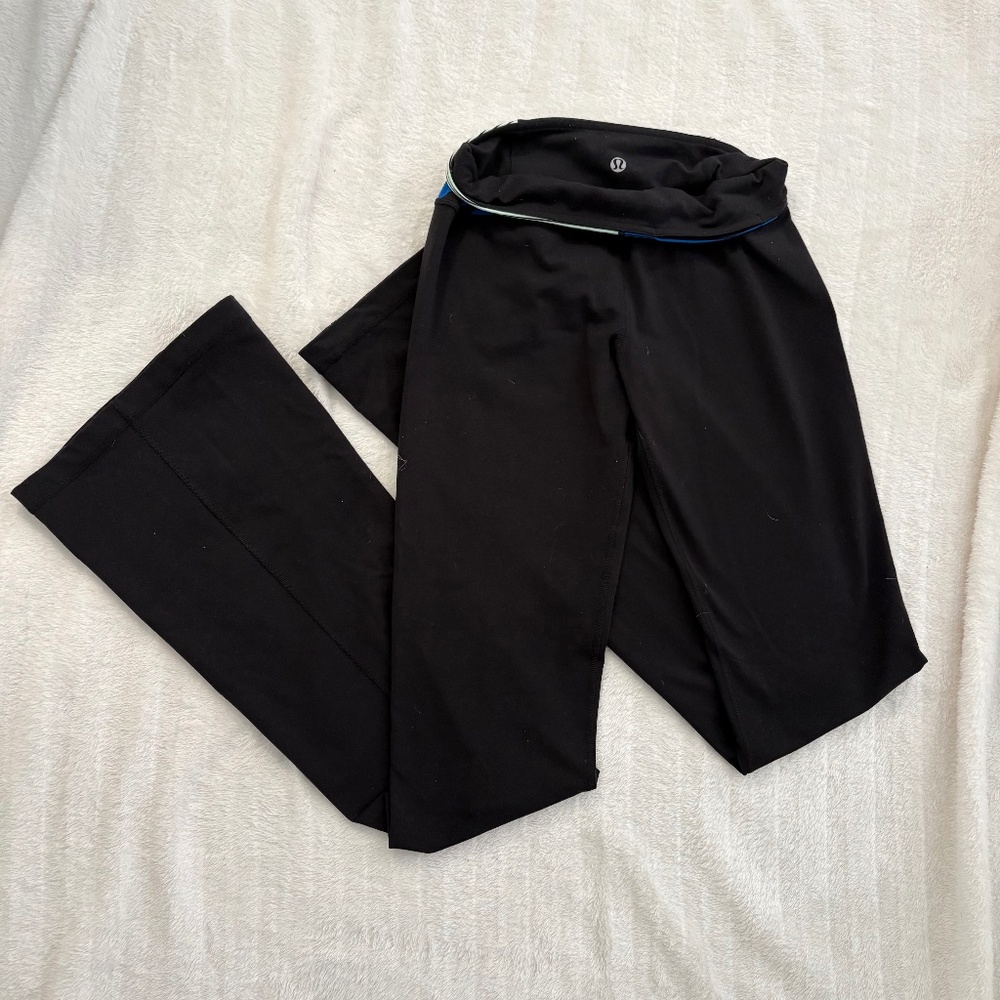 Lulu Lemon Yoga Pants Women's 4 Black with colorful waistband